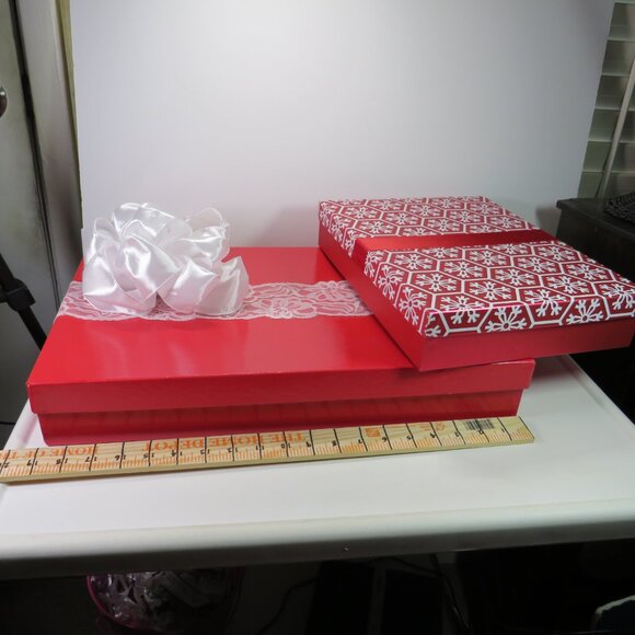 Large Red Gift Boxes (2) Holiday 19 inch and 13 inch Lace & Metallic Snowflake - Picture 1 of 12
